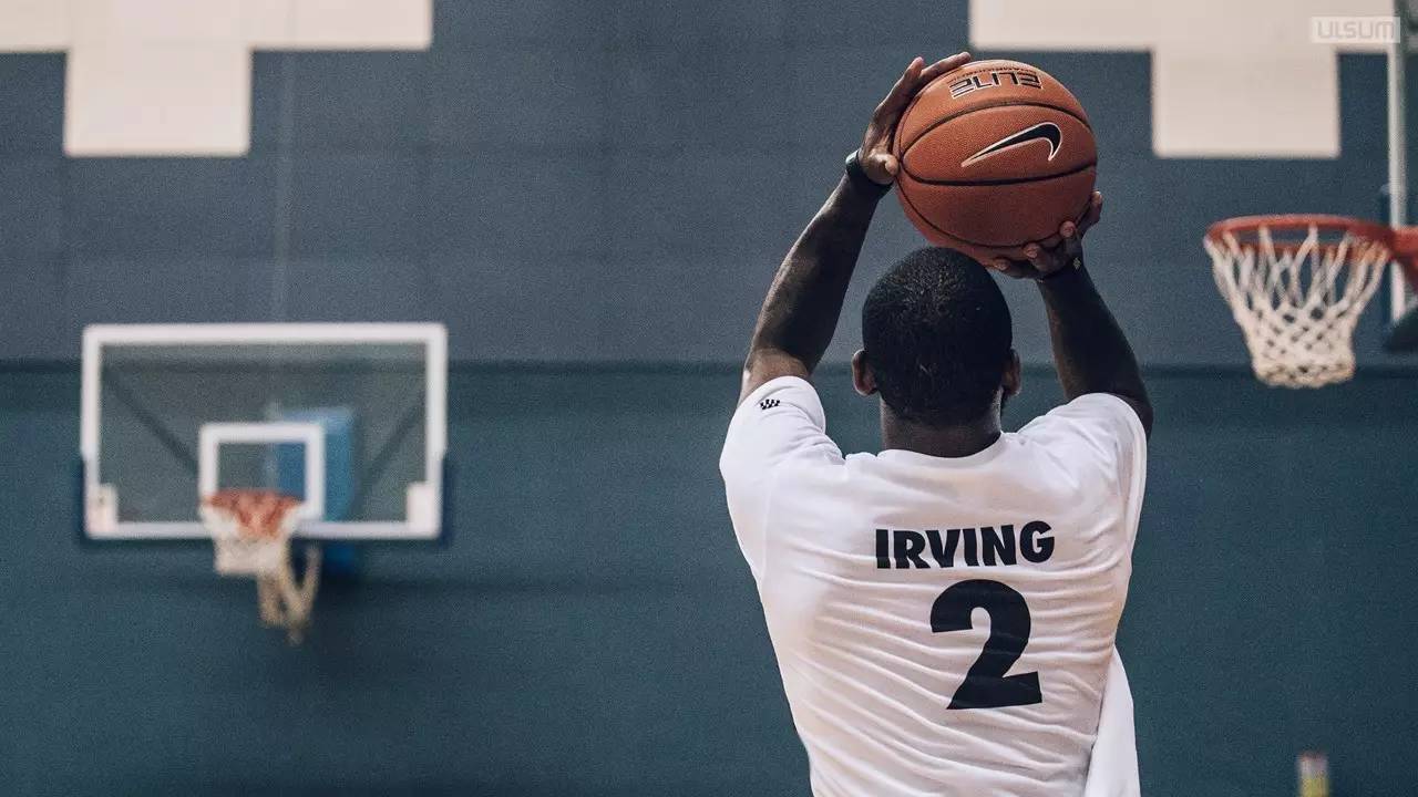 侧翼停球 侧翼停球